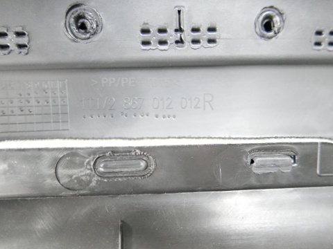 Tapicerka boczek drzwi przód prawy 1T1867012R VW TOURAN I 1T 03-06