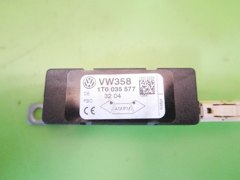 Moduł antenowy anteny 1T0035577 VW TOURAN I 1T 2.0 TDI 03-06