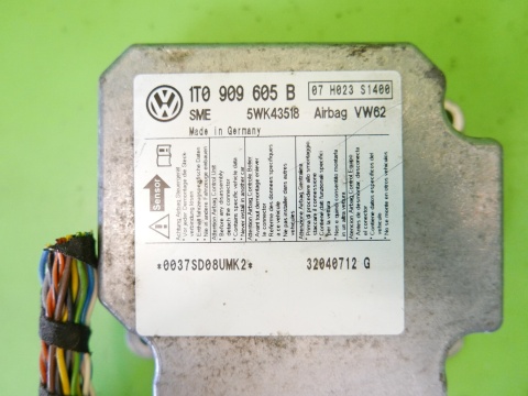 Moduł sensor poduszek airbag 1T0909605B VW TOURAN I 1T 03-06