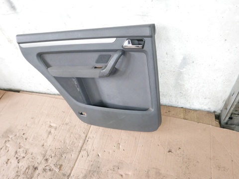 Tapicerka boczek drzwi tył lewy 1T1867211L VW TOURAN I 1T 03-06