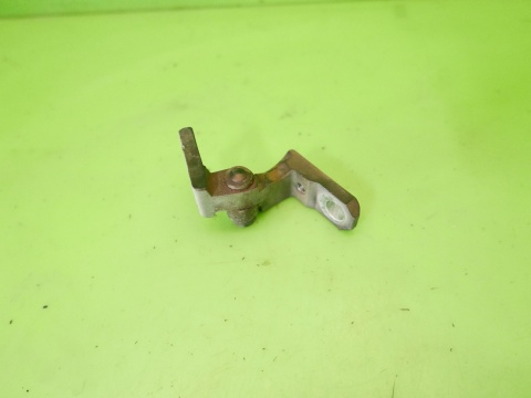 Zawias drzwi przód prawy góra L041 6Q0831402B VW TOURAN I 1T 03-06