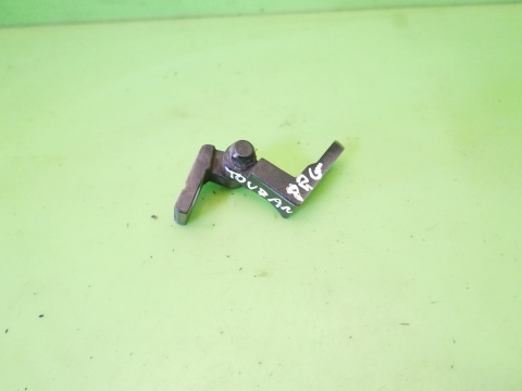 Zawias drzwi przód prawy góra L041 6Q0831402B VW TOURAN I 1T 03-06
