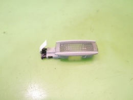 Lampka oświetlenia kabiny tył tylna 3B0947113 VW TOURAN I 1T 2.0 TDI 03-06