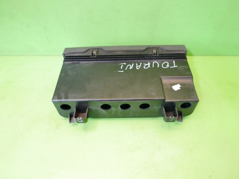 Schowek fotela prawy pasażera 1T0881580A VW TOURAN I 1T 2.0 TDI 03-06