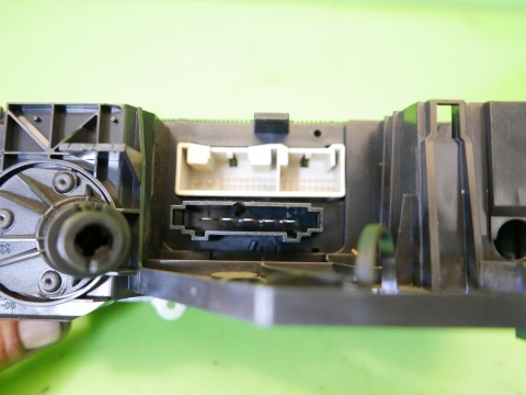 Panel nawiewu klimatyzacji grzania foteli VW TOURAN I 1T 2.0 TDI 03-06