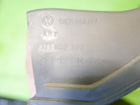 Schowek lewy kierowcy 1T1857919 VW TOURAN I 1T 2.0 TDI 03-06