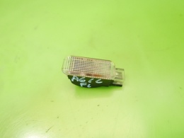 Lampka oświetlenia kabiny tył 4B0947415A AUDI A6 C6 2.0 TDI 08-11