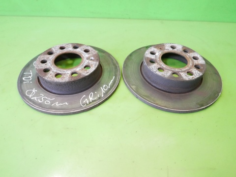 Tarcze hamulcowe tył pełne lewa + prawa 256mm VW TOURAN I 1T 2.0 TDI 03-06