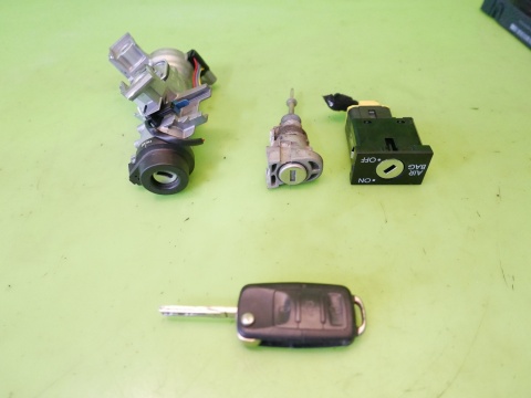 Zestaw stacyjka wkładka kluczyk 1K0905851B VW TOURAN I 1T 2.0 TDI 03-06