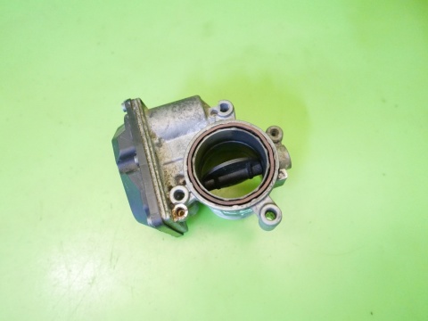 Przepustnica 03L128063E A2C53338105 AUDI A6 C6 2.0 TDI 08-11