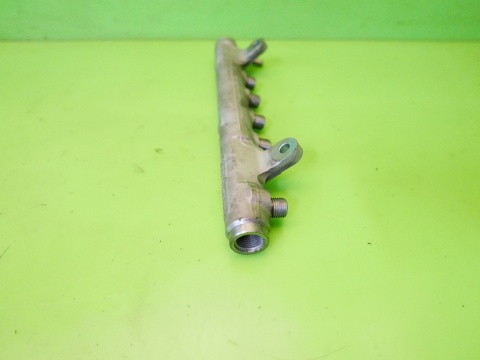 Listwa wtryskowa 03L089G 03L130089A AUDI A6 C6 2.0 TDI 08-11