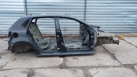 Błotnik prawy tył tylny poszycie LC9X VW POLO 6R V 5D HB 09-14