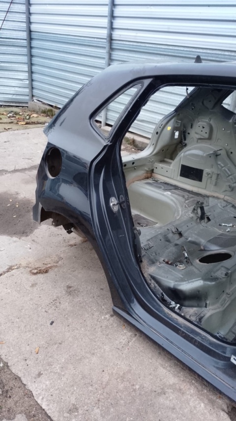 Błotnik prawy tył tylny poszycie LC9X VW POLO 6R V 5D HB 09-14
