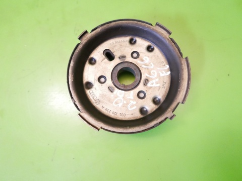 Koło zębate wałka rozrządu 03L109239A AUDI A6 C6 2.0 TDI 08-11