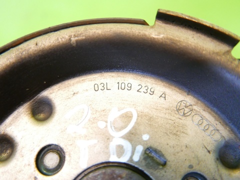 Koło zębate wałka rozrządu 03L109239A AUDI A6 C6 2.0 TDI 08-11