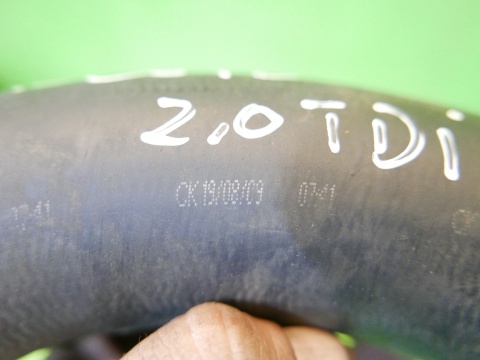 Rura wąż przewód powietrza turbiny AUDI A6 C6 2.0 TDI 08-11