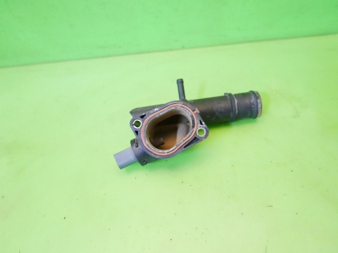 Króciec wody wodny 03L121132A AUDI A6 C6 2.0 TDI 08-11