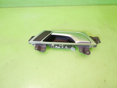 Klamka wewnętrzna tył lewa 4F0839019F AUDI A6 C6 AVANT 08-11