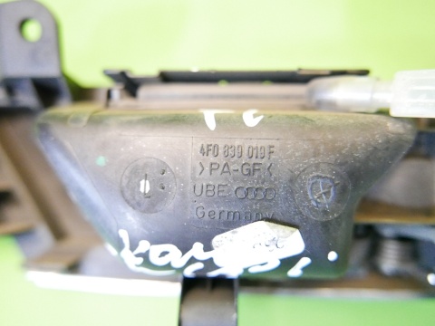 Klamka wewnętrzna tył lewa 4F0839019F AUDI A6 C6 AVANT 08-11