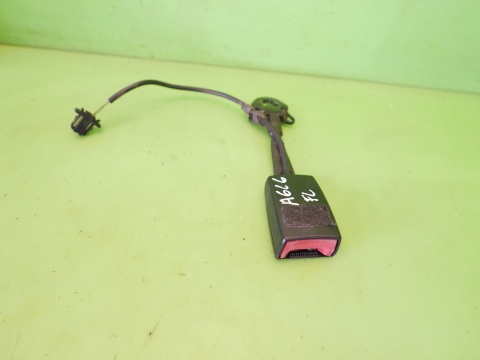 Zatrzask zapięcie pasa przód lewe 8E0857755Q AUDI A6 C6 AVANT 08-11