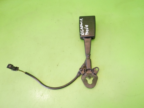 Zatrzask zapięcie pasa przód lewe 8E0857755Q AUDI A6 C6 AVANT 08-11