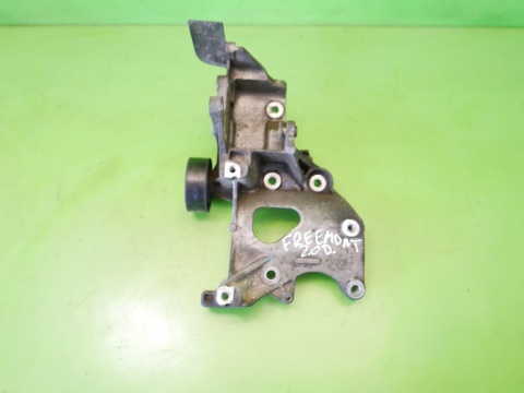 Łapa alternatora 04627138AA FIAT FREEMONT I 2.0 D MJET 11-15
