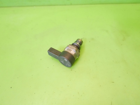 Zawór regulator ciśnienia paliwa 057130764H 0281002859 AUDI A6 C6 2.0 TDI