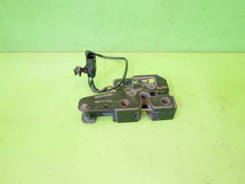 Zamek maski pokrywy silnika 4F0823509B AUDI A6 C6 2.0 TDI 08-11