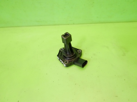 Czujnik poziomu oleju 03C907660G 6PR009629-02 AUDI A6 C6 2.0 TDI 08-11
