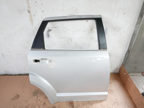 Drzwi prawe tył tylne PS2 FIAT FREEMONT I 11-15