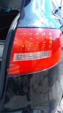 Lampa tył prawa w błotnik Valeo 89037056 AUDI A6 C6 AVANT Kombi 08-11