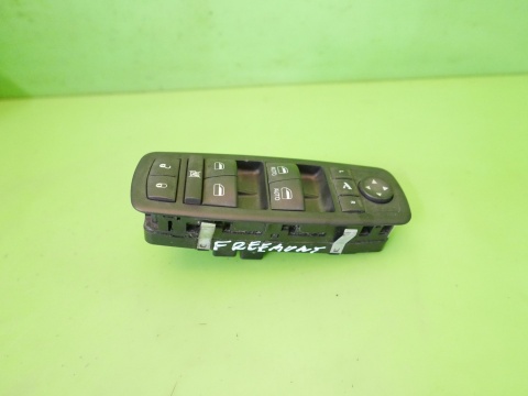 Panel przełącznik szyb lusterek lewy przód 56046826AC FIAT FREEMONT I 11-15