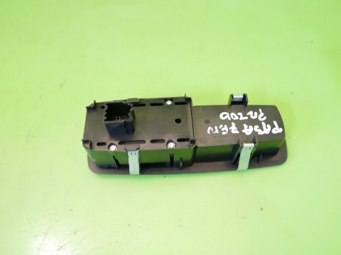 Przełącznik szyby prawy przód 56046822AC FIAT FREEMONT I 11-15