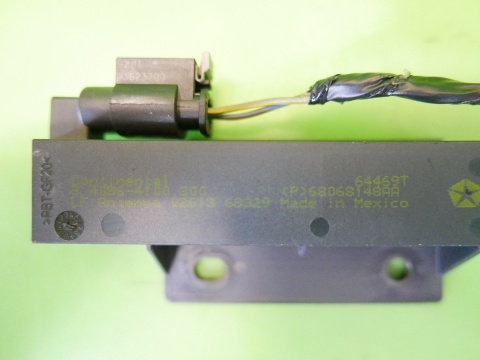Antena passive entry keyless P68068148AA FIAT FREEMONT I 11-15