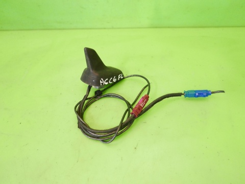 Antena dachowa GPS 4F9035503H AUDI A6 C6 2.0 TDI AVANT KOMBI 08-11
