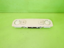 Lampka oświetlenia kabiny tył 4L0947111B AUDI A6 C6 AVANT 08-11
