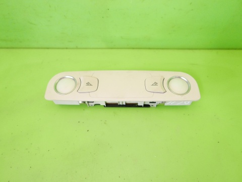 Lampka oświetlenia kabiny tył 4L0947111B AUDI A6 C6 AVANT 08-11