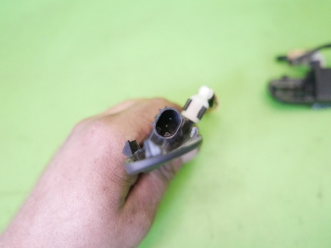 Dysze spryskiwaczy podgrzewane DXVW036 DXVW037 AUDI A6 C6 AVANT 08-11