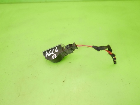Lampka boczka przód przednia lewa AUDI A6 C6 AVANT 08-11