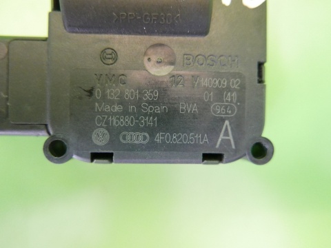 Silniczek nawiewu nagrzewnicy 0132801359 4F0820511A AUDI A6 C6 2.0 TDI 08-11