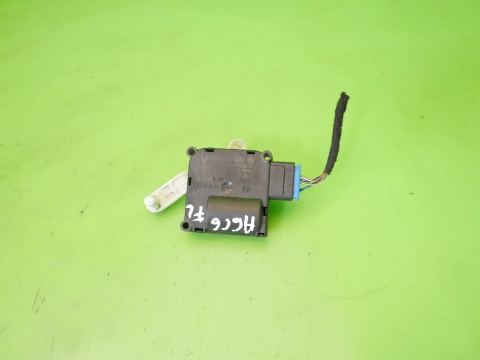 Silniczek nawiewu nagrzewnicy 0132801359 4F0820511A AUDI A6 C6 2.0 TDI 08-11