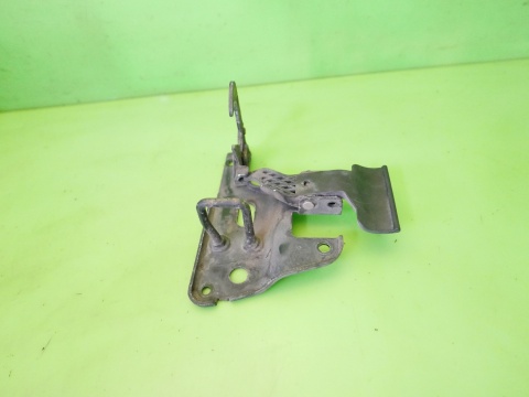 Zamek rygiel maski silnika 4F0823480B AUDI A6 C6 2.0 TDI 08-11