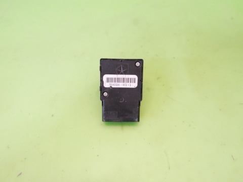 Panel przełącznik regulacji fotela lewy przód 56046232AA FIAT FREEMONT I