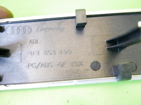 Dekor listwa deski rozdzielczej prawa 4F1853190 AUDI A6 C6 2.0 TDI 08-11