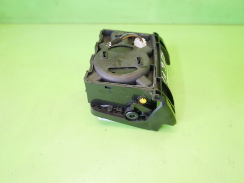 Uchwyt na kubek CUPHOLDER 4F1862533C AUDI A6 C6 2.0 TDI AVANT 08-11