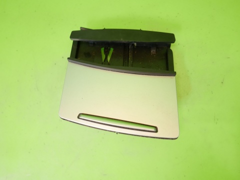 Popielniczka przód przednia 4F1857951C AUDI A6 C6 2.0 TDI AVANT 08-11