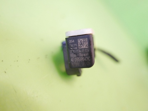 Czujnik uderzenia uderzeniowy tył lewy 4F0959643C AUDI A6 C6 08-11
