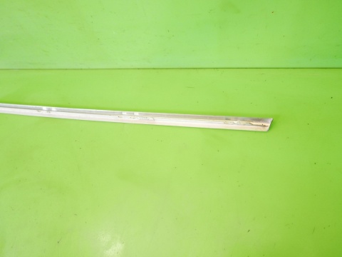 Listwa szyby karoseryjnej tył lewa 4F9853345B AUDI A6 C6 AVANT 08-11
