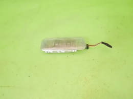 Lampka oświetlenia kabiny tył prawa 4D0947105A AUDI A6 C6 AVANT 08-11