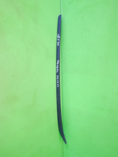 Listwa szyby czołowej prawa 4F0854328 AUDI A6 C6 2.0 TDI AVANT 08-11